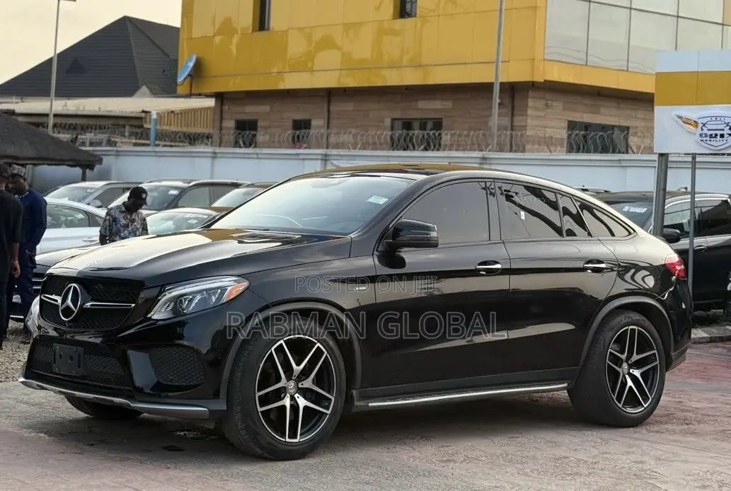 Mercedes-Benz GLE-Class 2016 Black