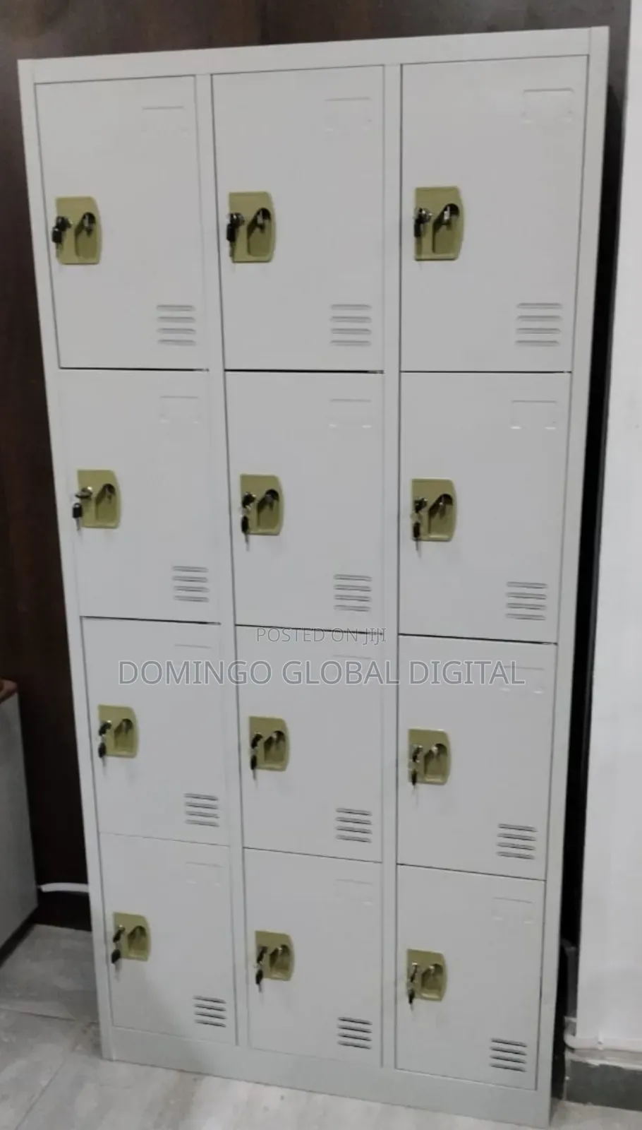 12 Door Locker Metal Cabinet Saver