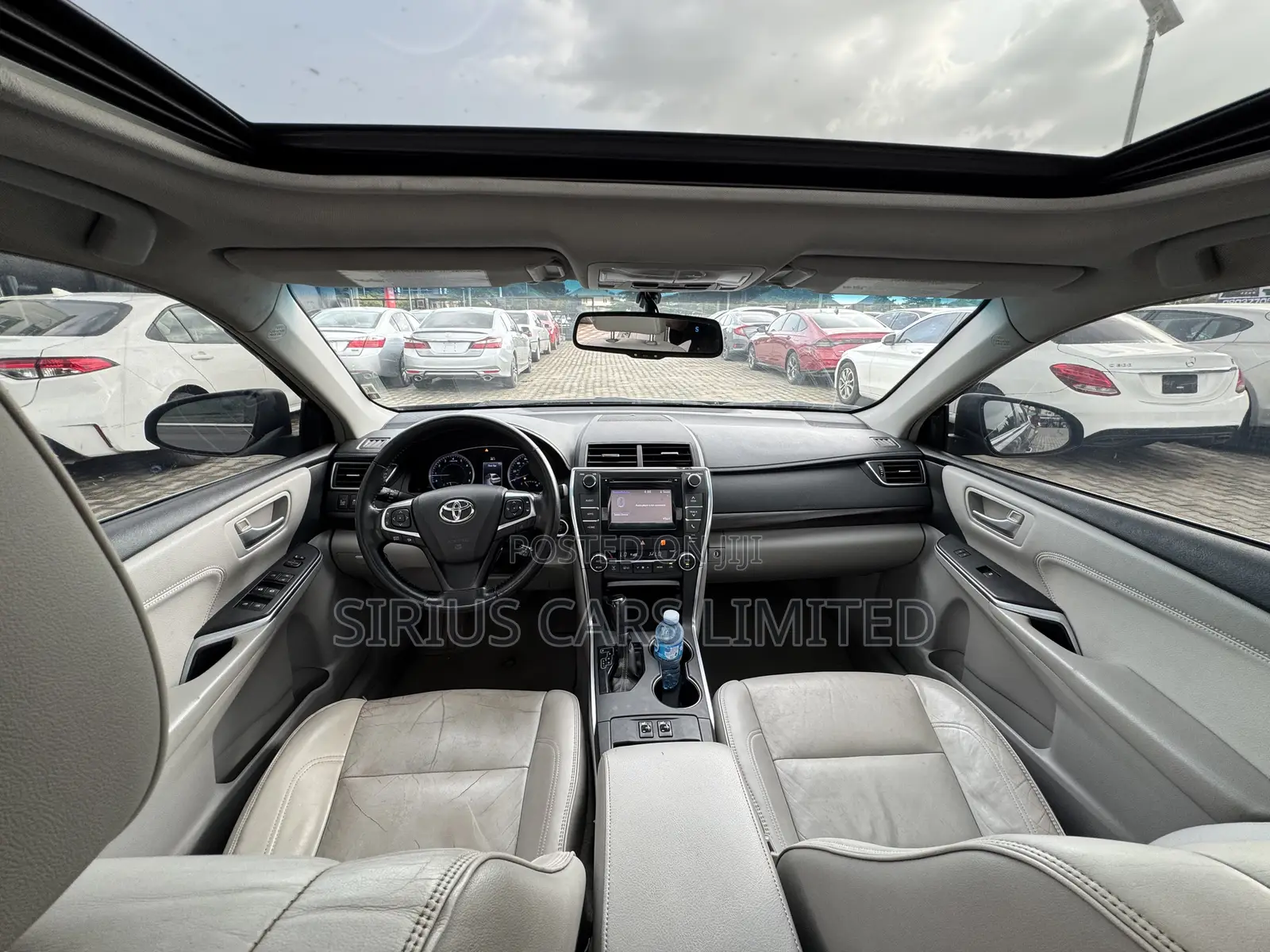 Toyota Camry XLE 4dr Sedan (2.5L 4cyl 6A) 2015 Gray