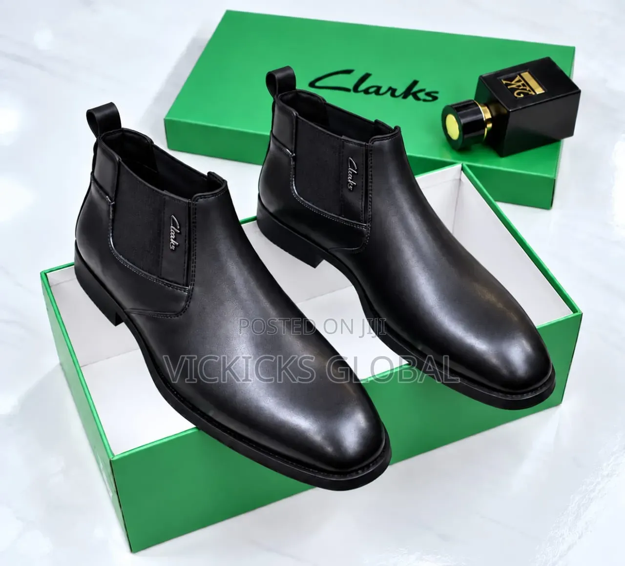 Clarks Chelsea Boots – Timeless Elegance & Premium Style