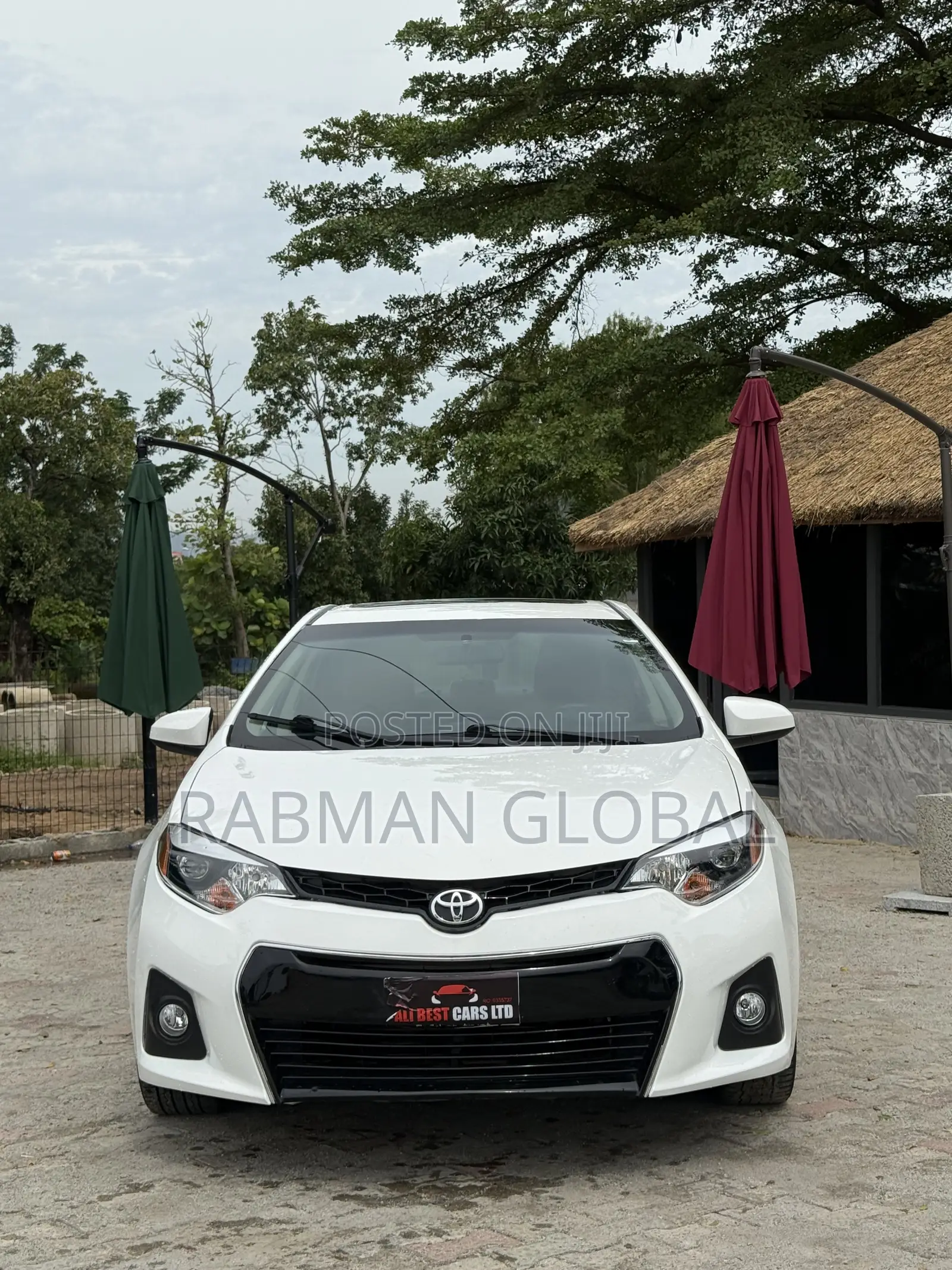Toyota Corolla S 4dr Sedan (1.8L 4cyl CVT) 2016 White