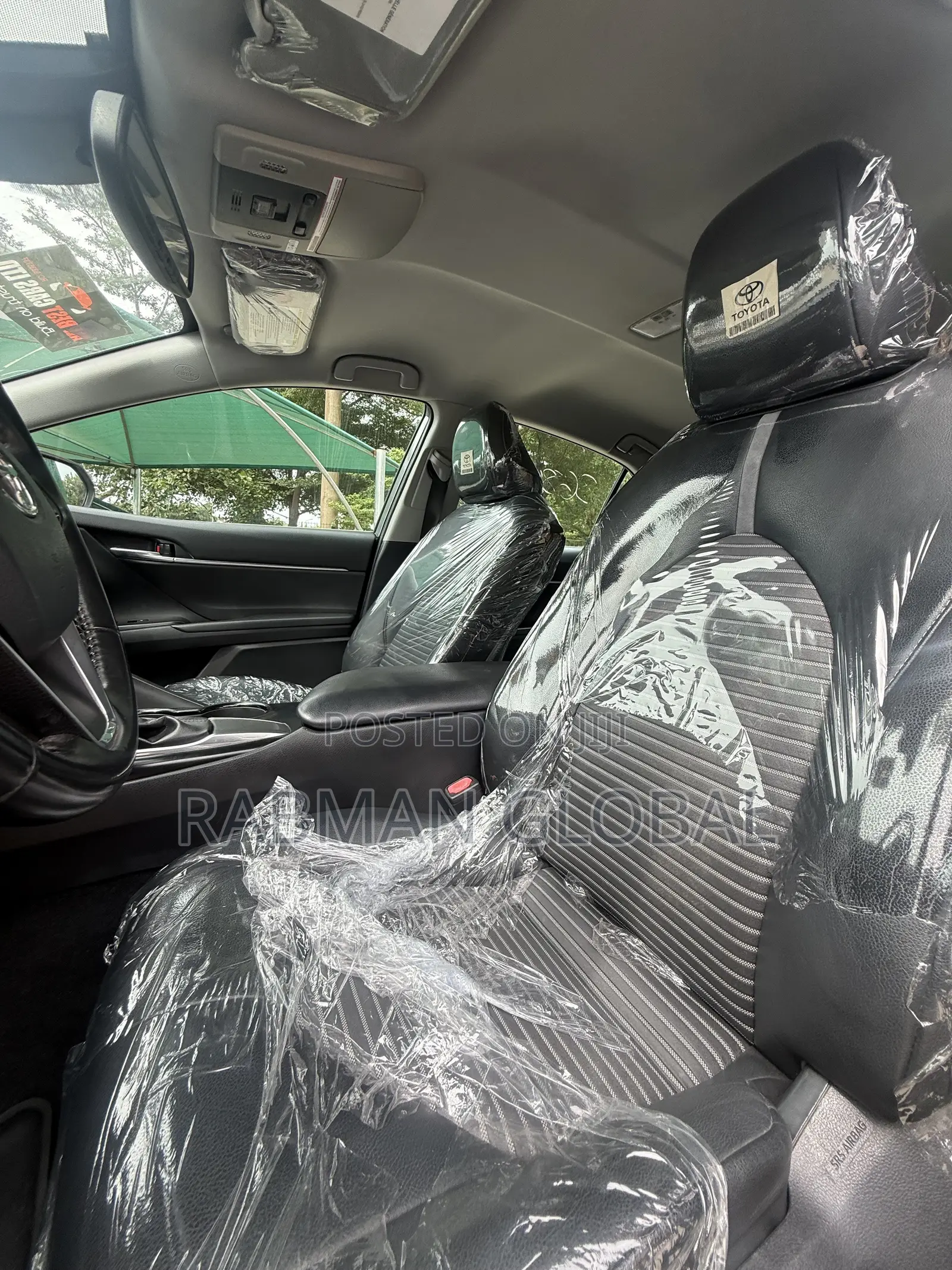 Toyota Camry SE (2.5L 4cyl 8A) 2019 Gray