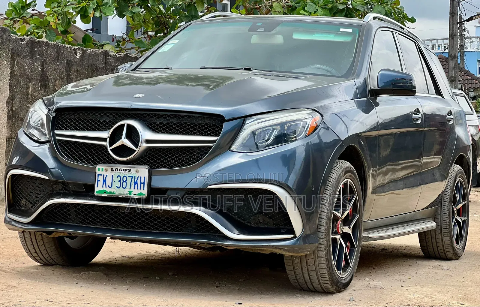 Mercedes-Benz M Class ML350 4MATIC 4dr SUV AWD (3.5L 6cyl 7A) 2015 Gray