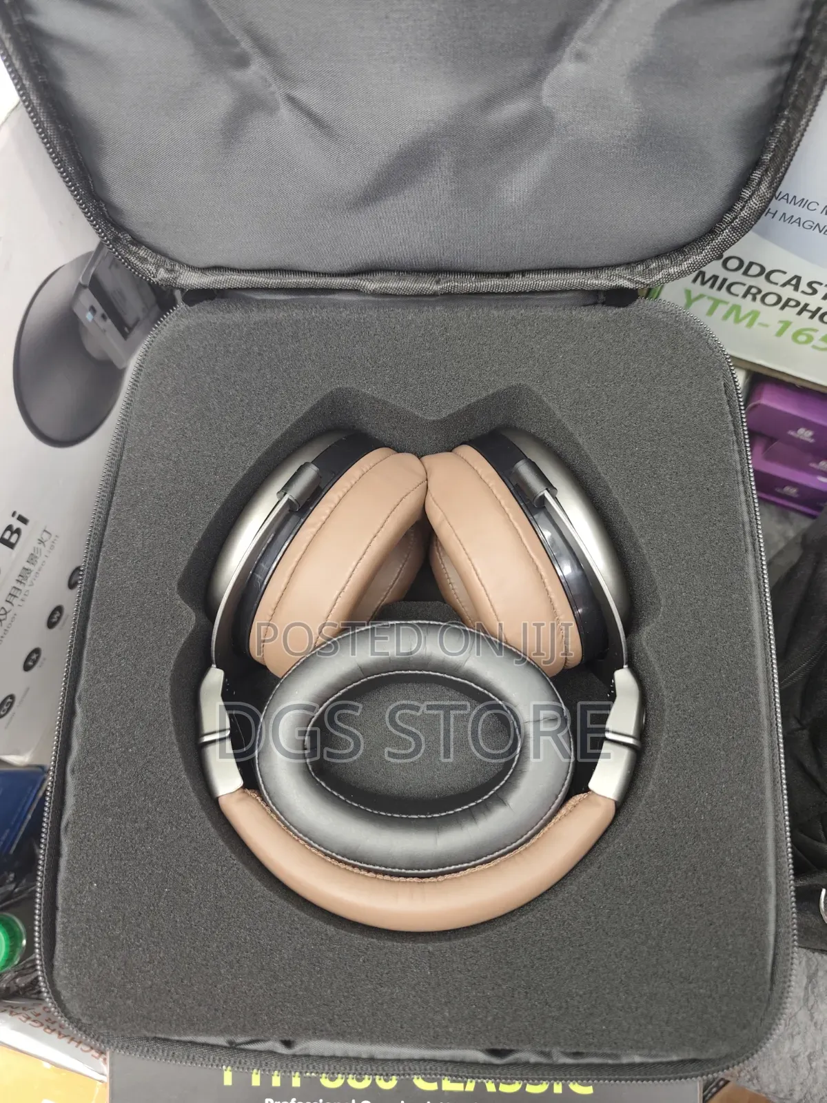 Yo Tronics Yth 880 Classic Wired Headphone