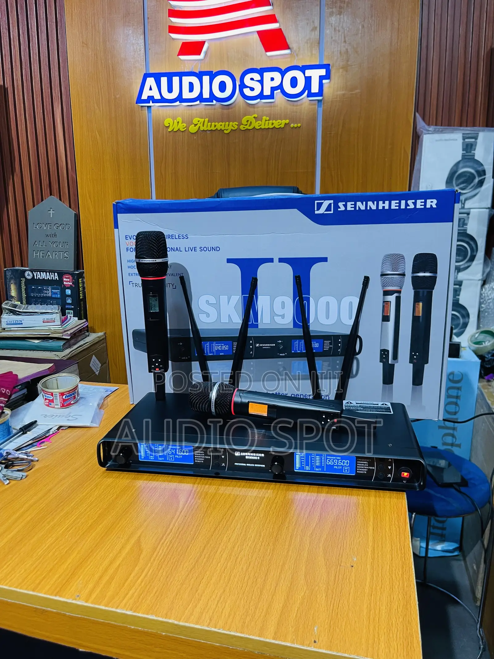 Sennheinser Evolution SKM-9000ii Professional Dual Handheld Wireless