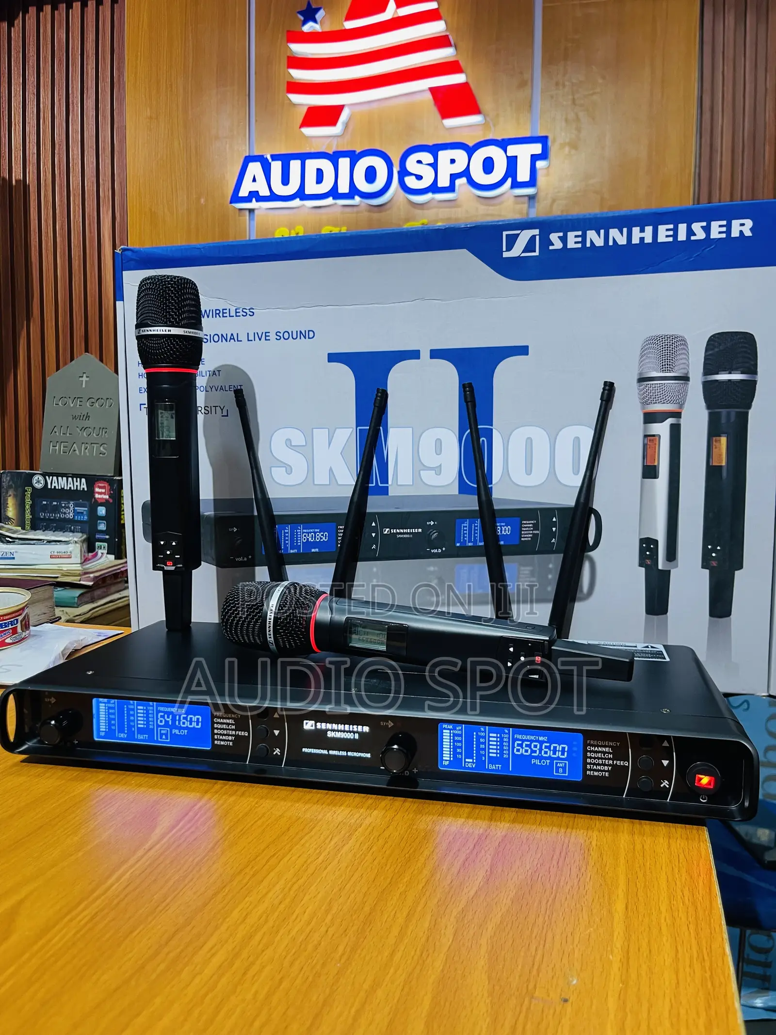 Sennheinser Evolution SKM-9000ii Professional Dual Handheld Wireless