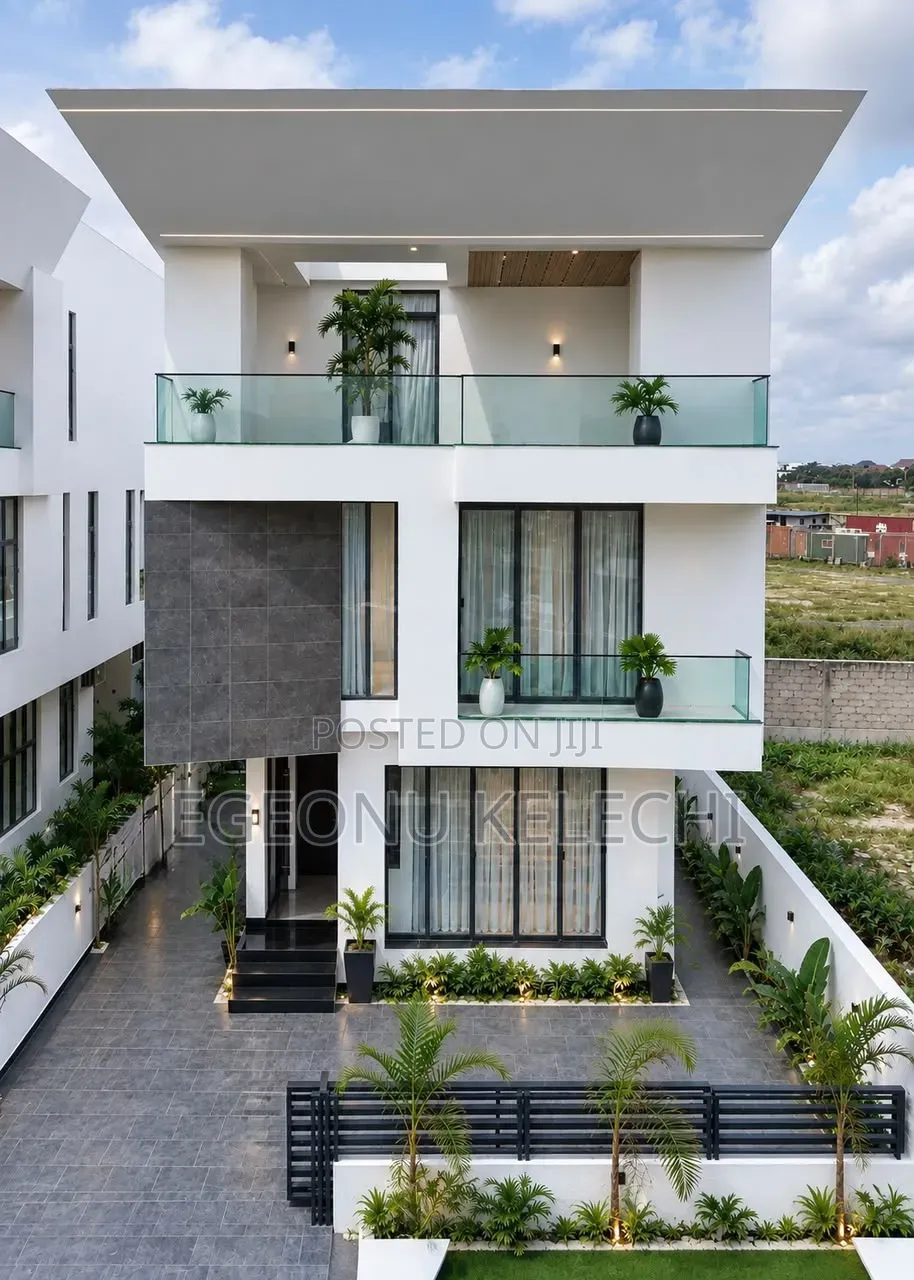 5bdrm Duplex in Osapa london for sale
