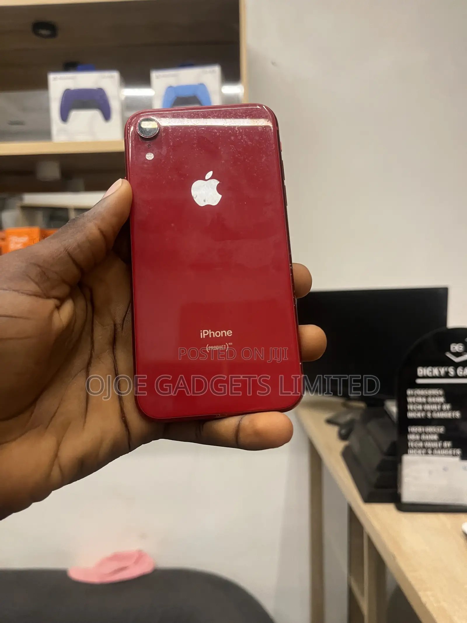 Apple iPhone XR 64 GB Red