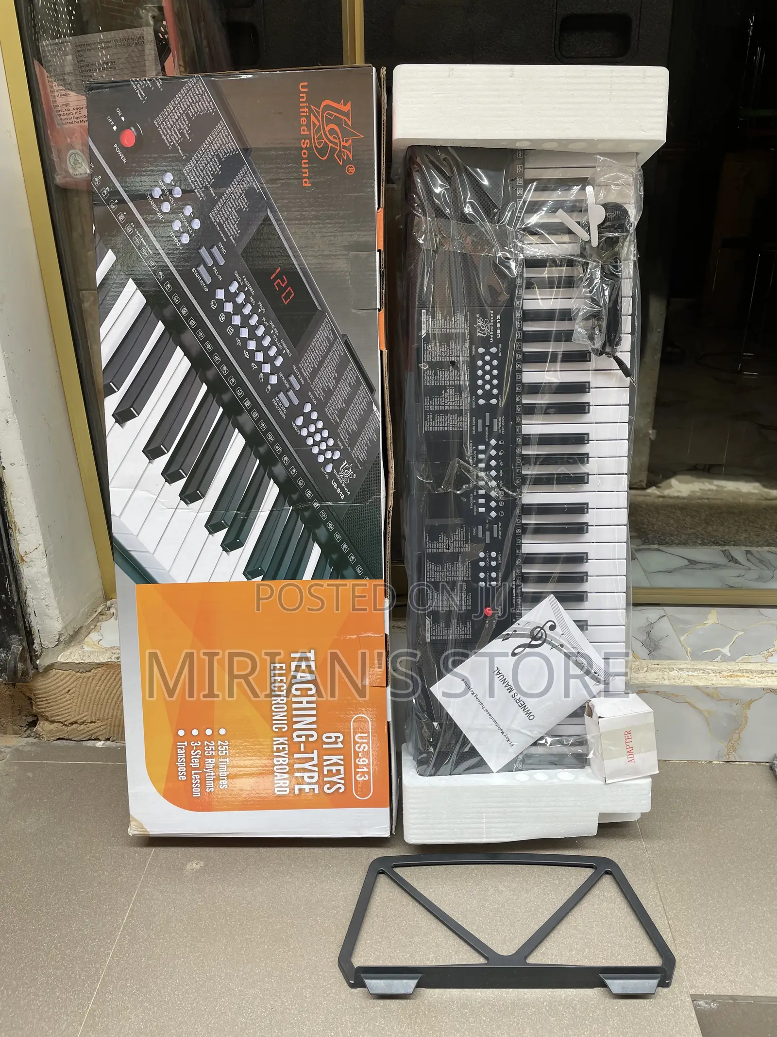 Brand New Unified Sound 61-Key Teaching Electronic Keyboard