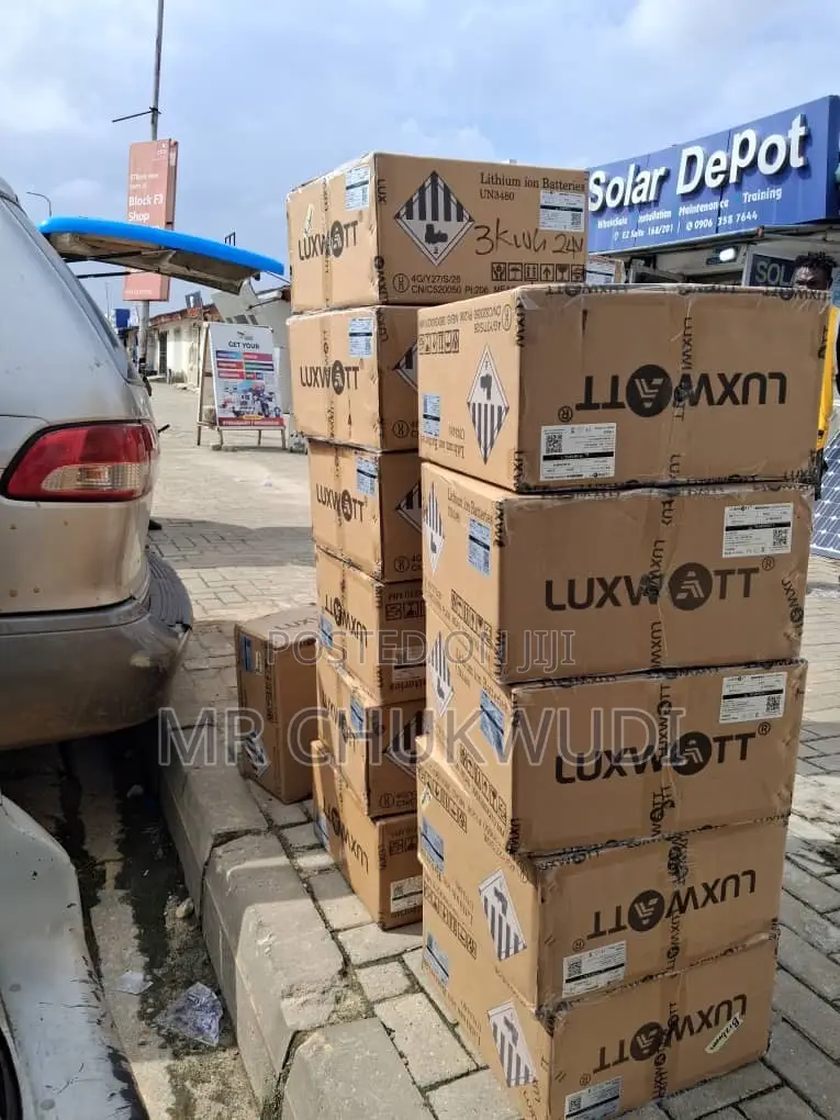 5kwh 25.6v Luxwott Solar Lithium Batteries Is Available