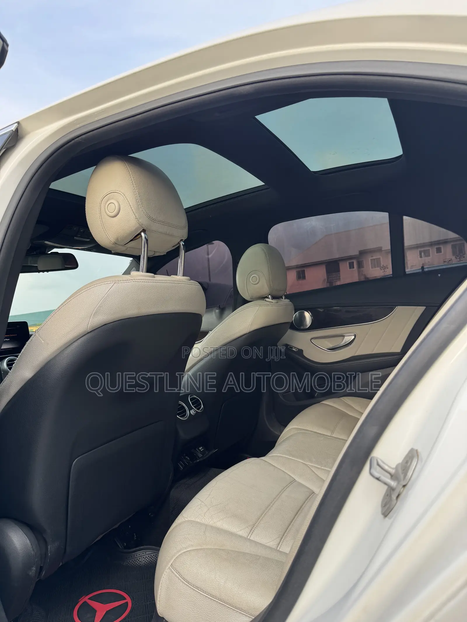 Mercedes-Benz C400 4Matic AWD Sedan (3.0L V6 7A) 2015 White
