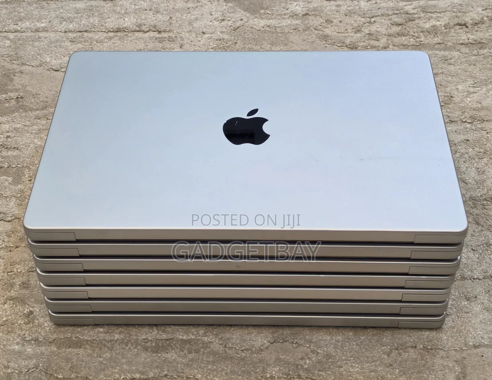 Laptop Apple MacBook Pro 2021 M1 16GB Apple M1 Pro SSD 512GB