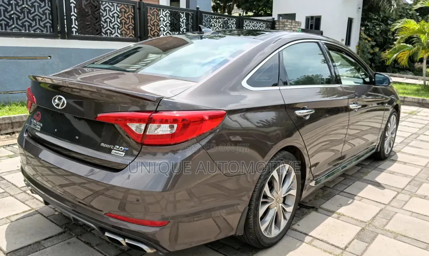 Hyundai Sonata Limited 2.0T Seban (2.0L 4cyl 6A) 2016 Brown