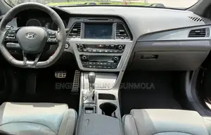 Hyundai Sonata Limited 2.0T Seban (2.0L 4cyl 6A) 2016 Brown