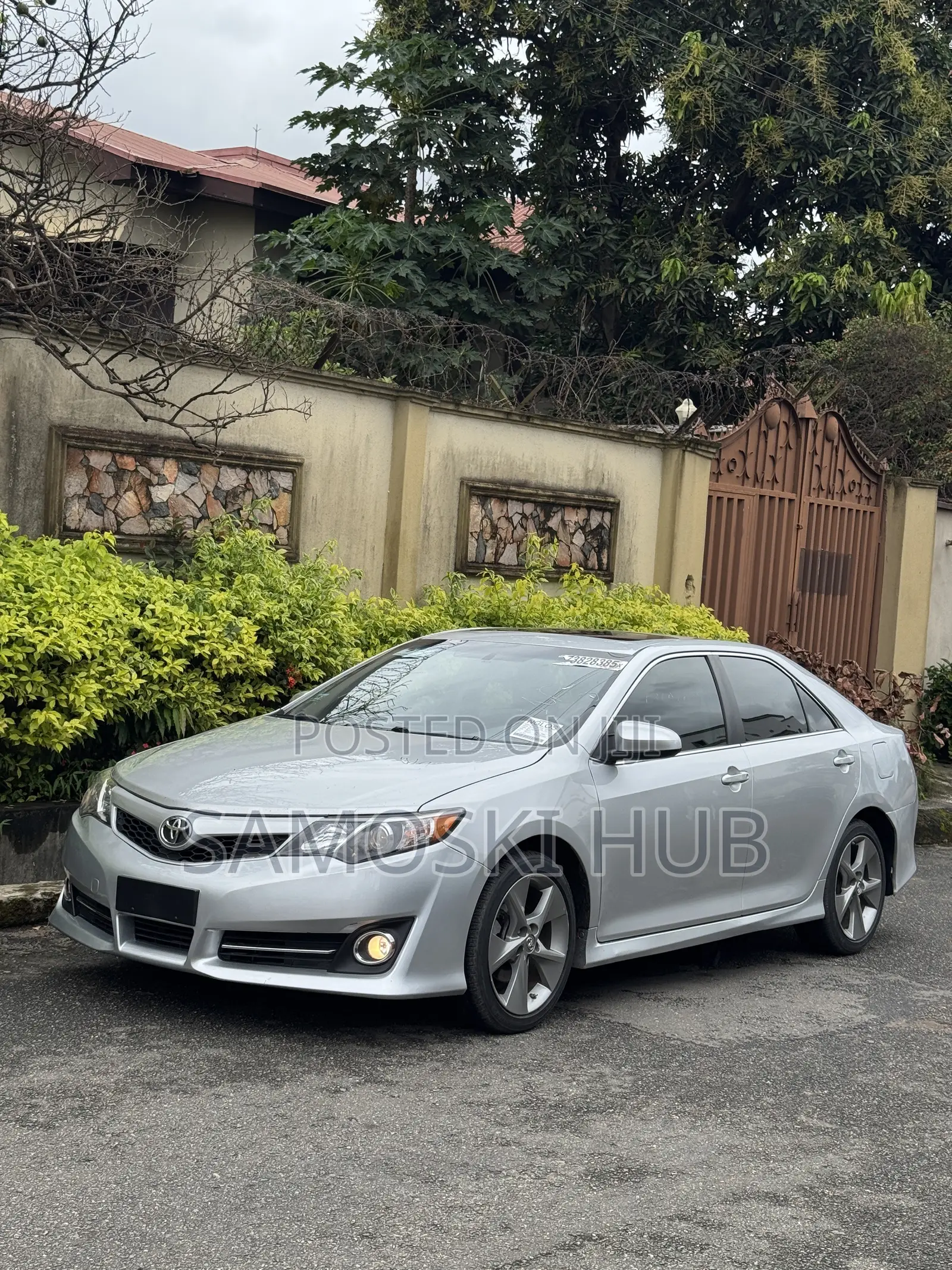 Toyota Camry 2013 Silver