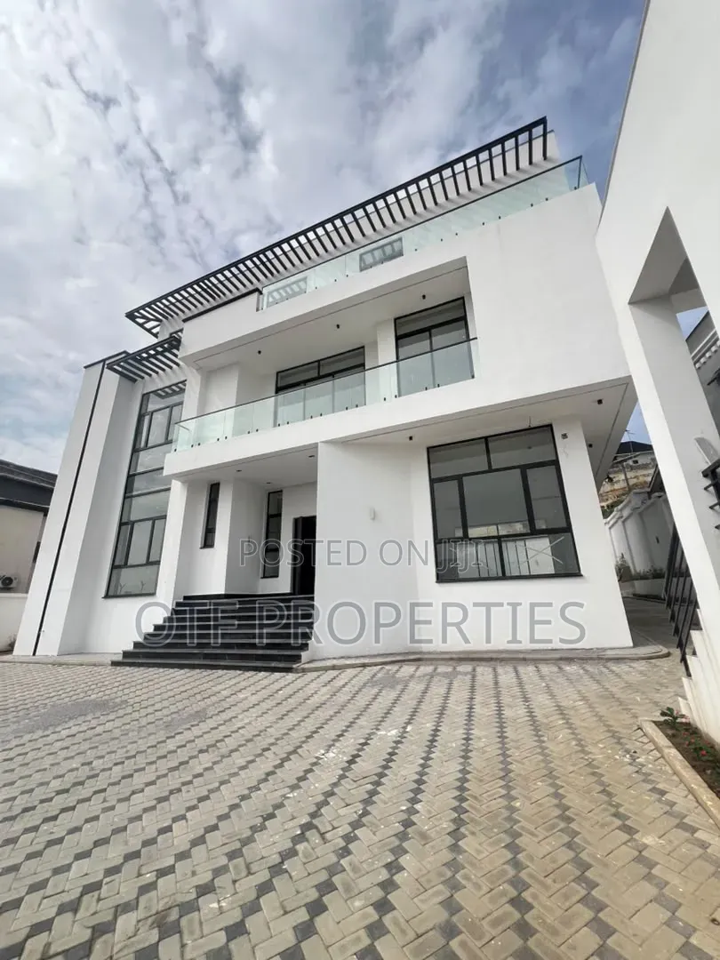 7bdrm Duplex in Guzape for sale