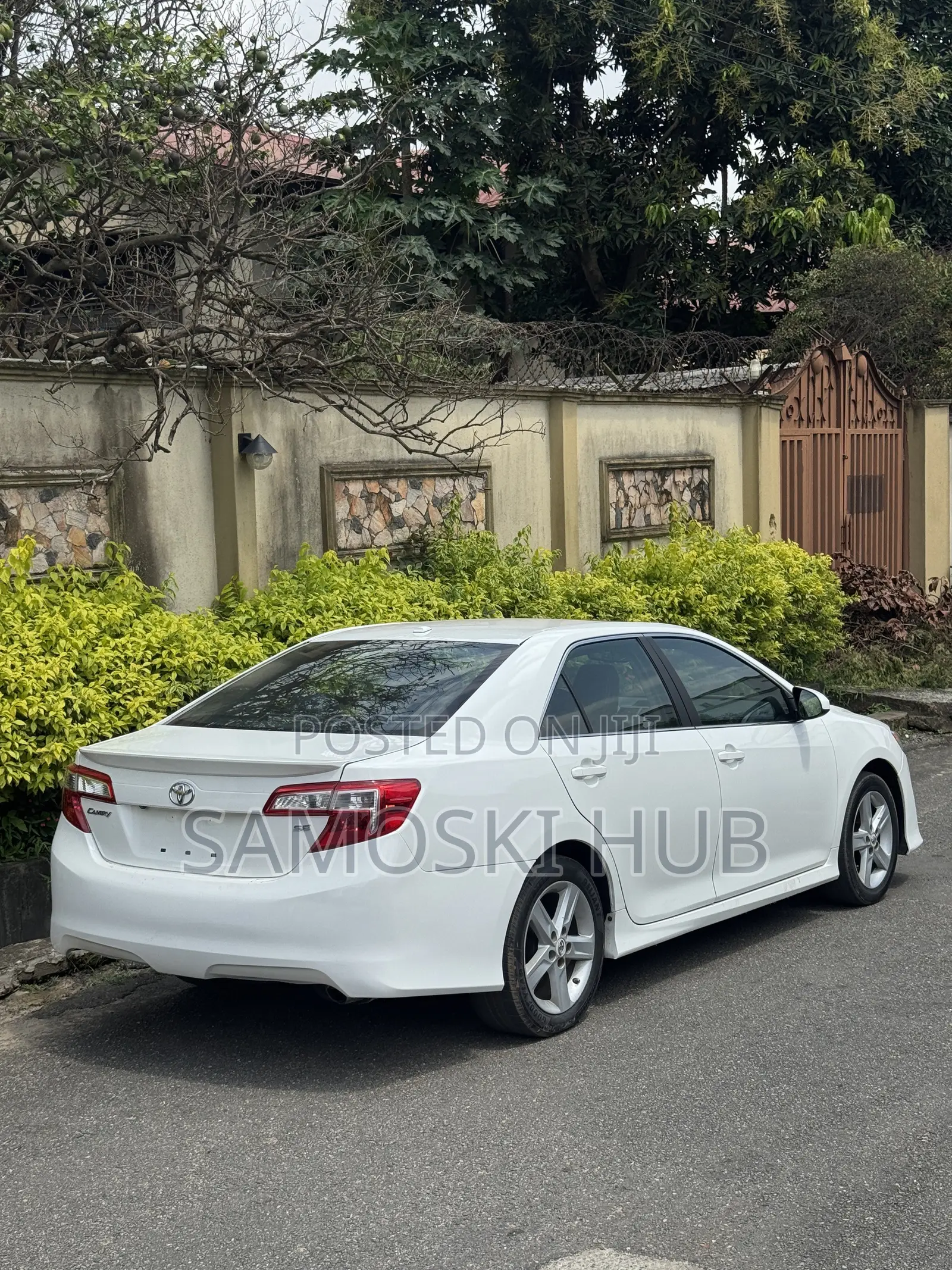 Toyota Camry 2013 White