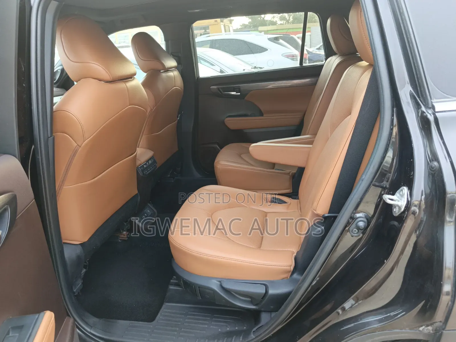 Toyota Highlander Platinum 2022 Black