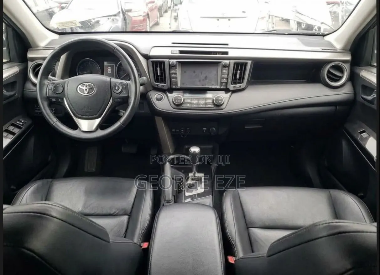 Toyota RAV4 2017 Gray