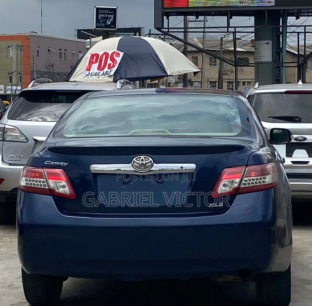 Toyota Camry XLE 4dr Sedan (2.4L 4cyl 5A) 2009 Blue