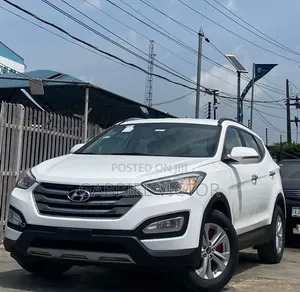 Hyundai Santa Fe 2015 White