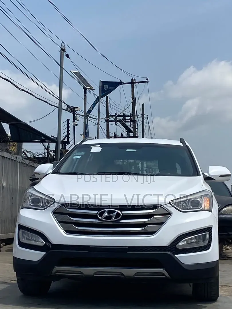 Hyundai Santa Fe 2015 White