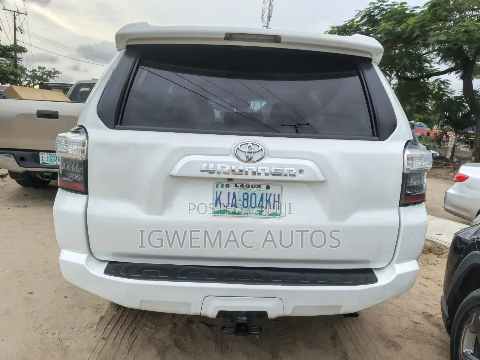 Toyota 4-Runner SR5 4dr SUV 4WD (4.0L 6cyl 5A) 2014 White