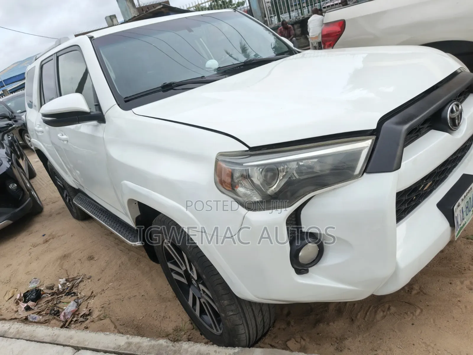 Toyota 4-Runner SR5 4dr SUV 4WD (4.0L 6cyl 5A) 2014 White
