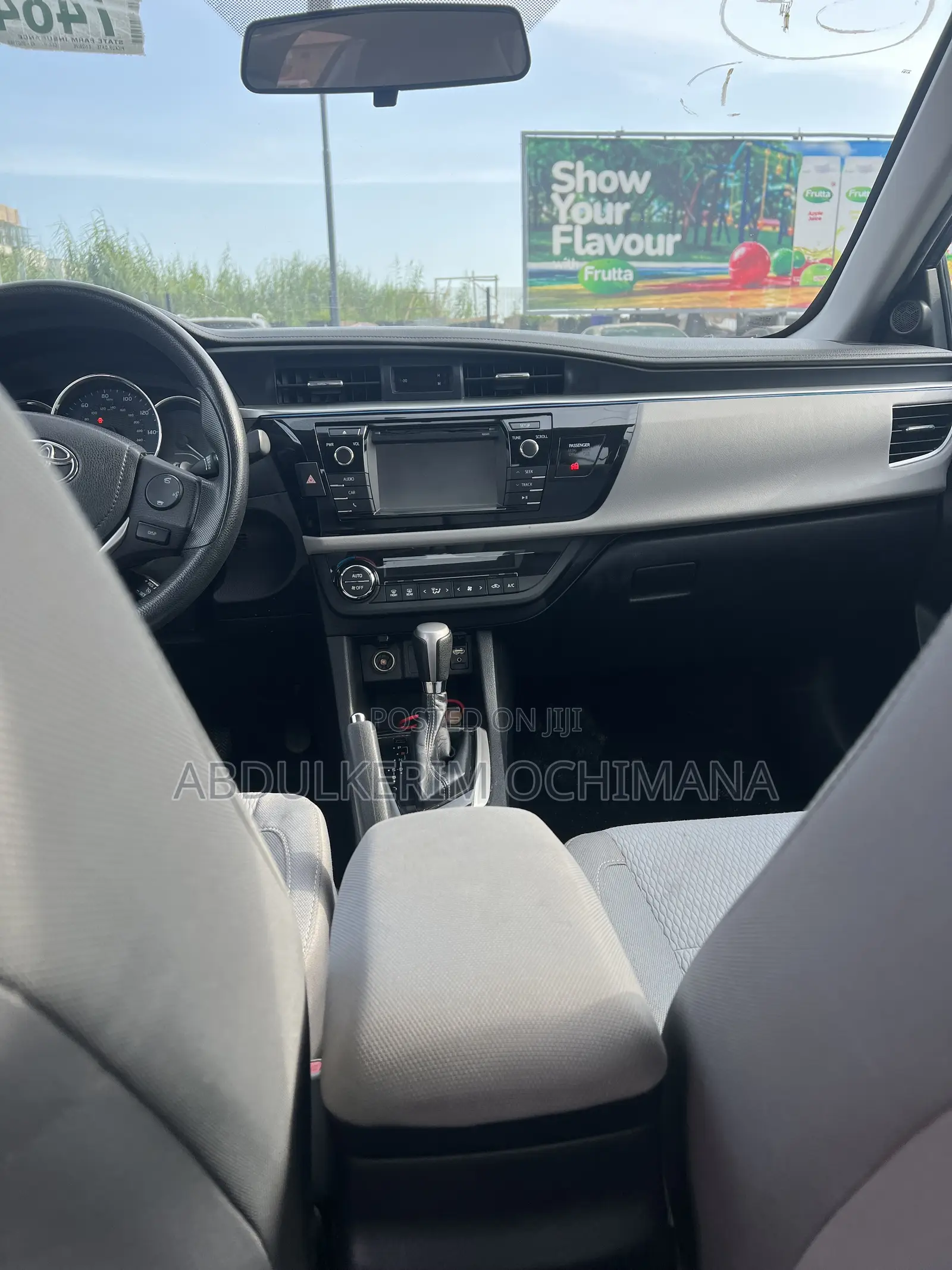 Toyota Corolla LE 4dr Sedan (1.8L 4cyl CVT) 2016 Gray