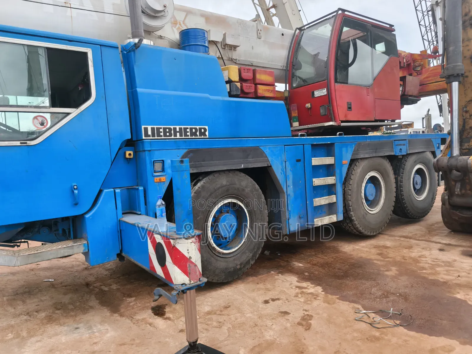 60 Tons Liebherr All-Terrain Motor Crane - Direct Belgium