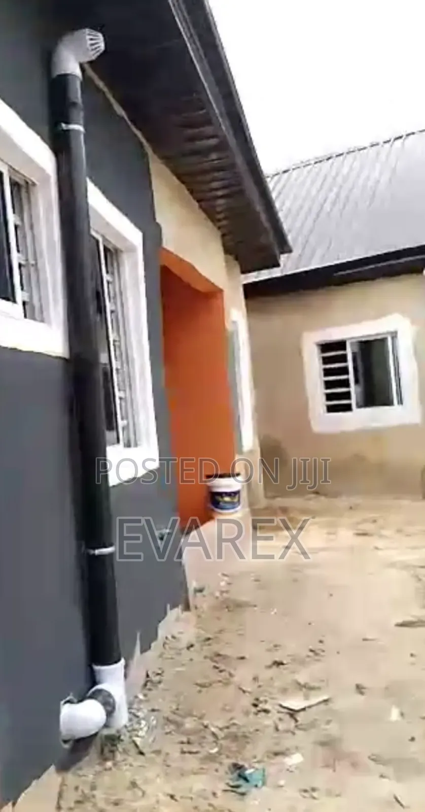 Mini Flat in Iba / Ojo for rent