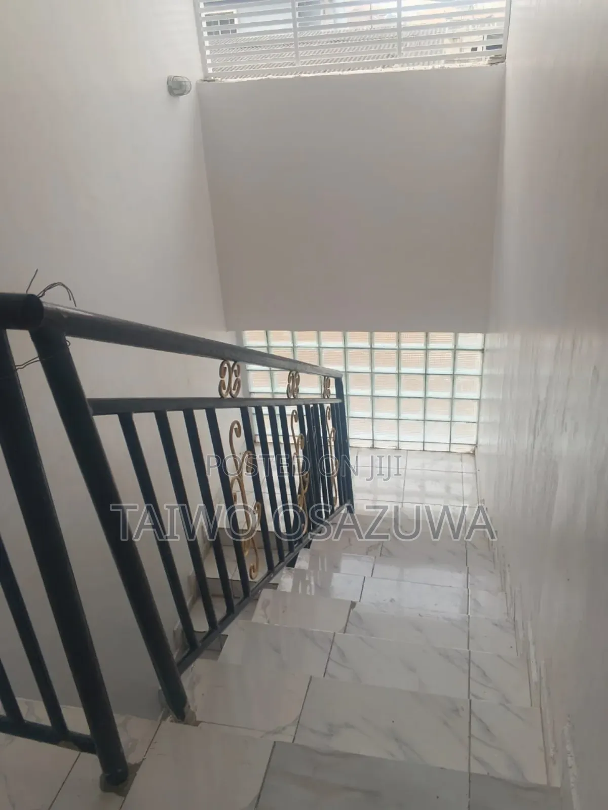 2bdrm Apartment in Addo Road, Ado / Ajah for rent