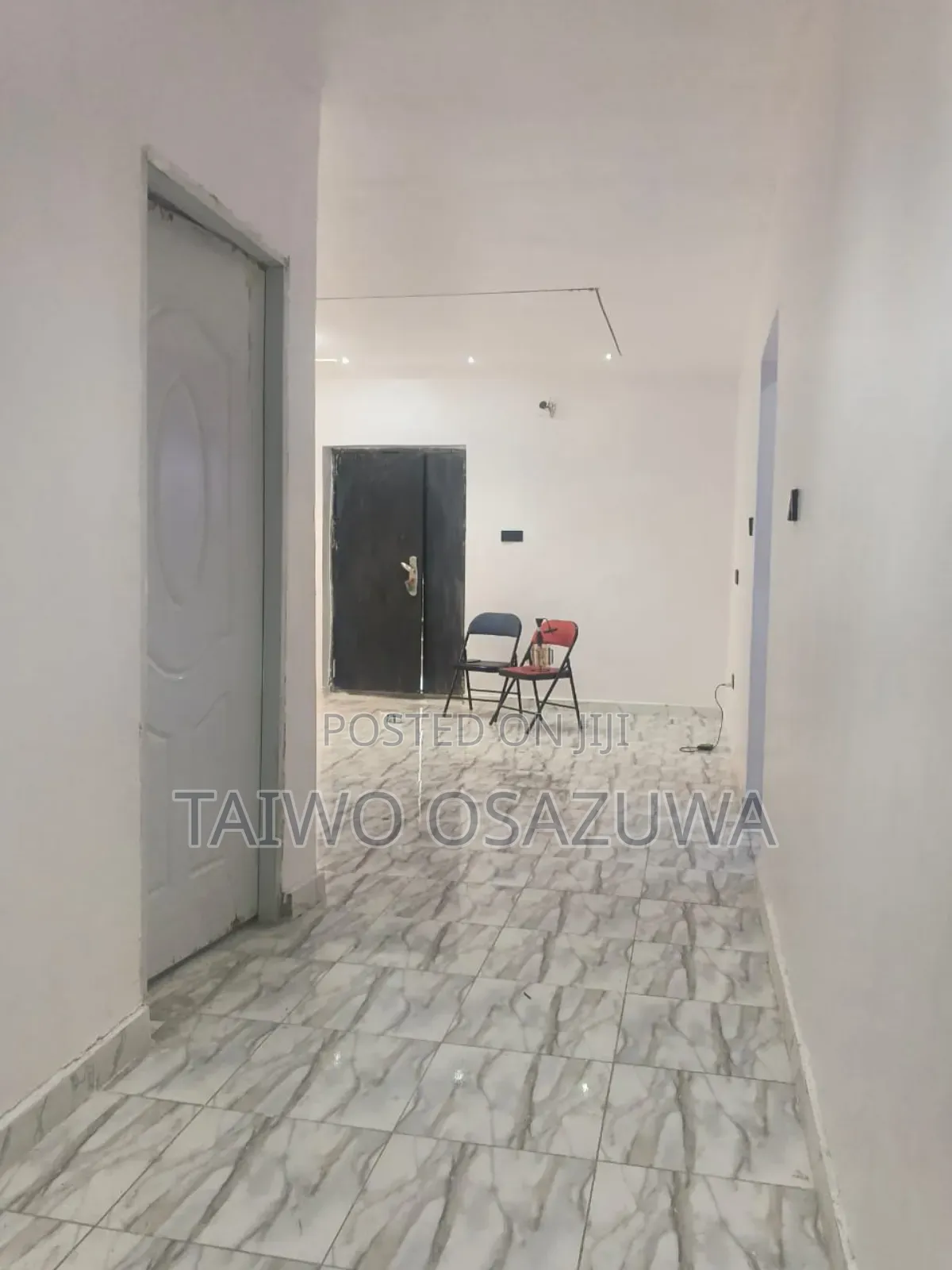 2bdrm Apartment in Addo Road, Ado / Ajah for rent