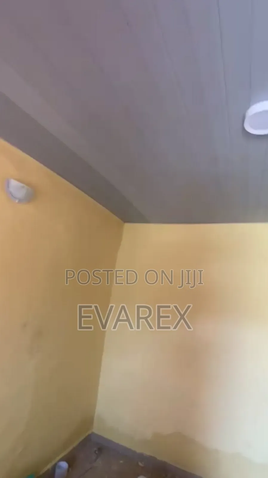 Mini Flat in Iba / Ojo for rent