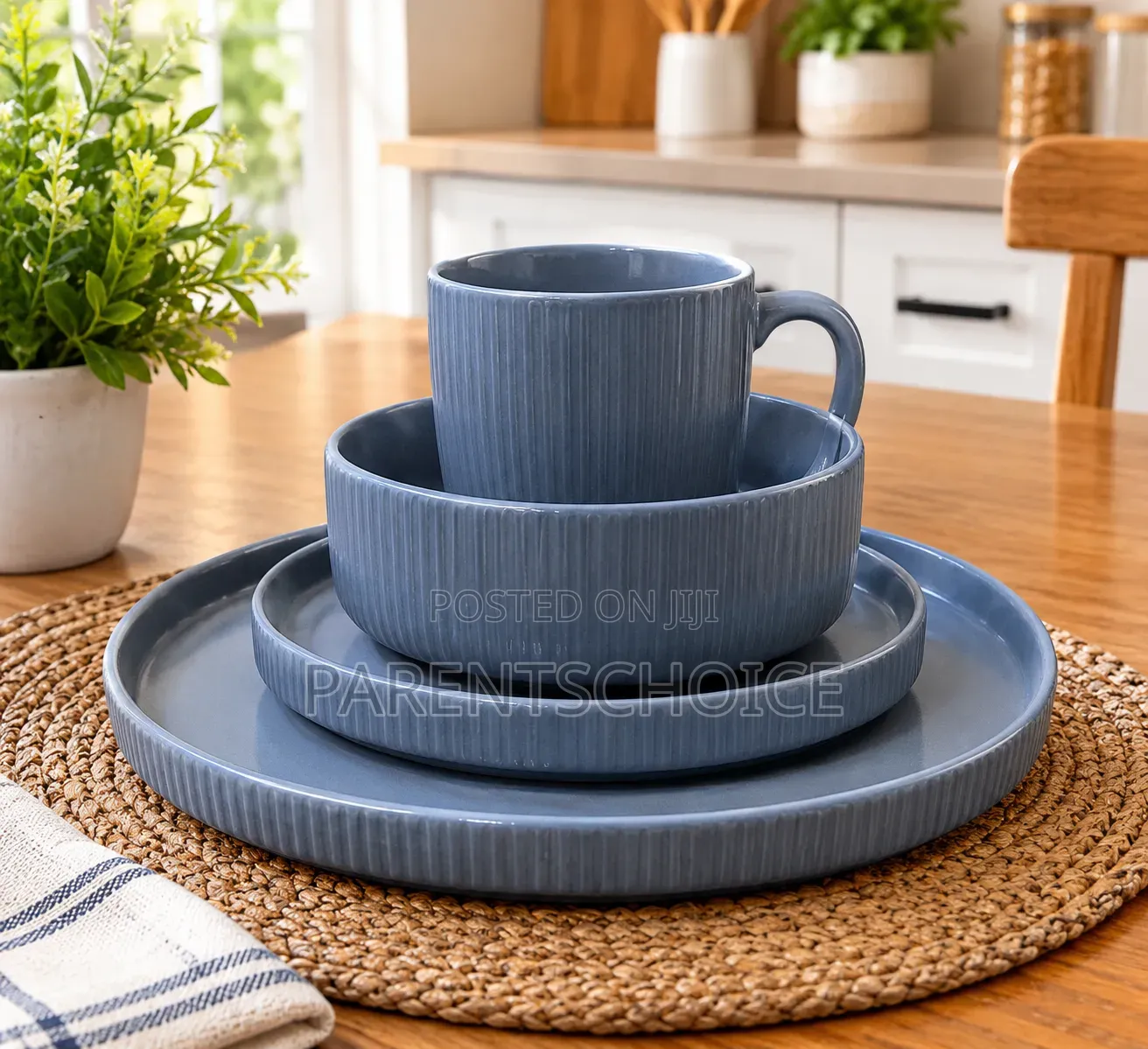 16-Piece Blue-Grey Ribbed Dinner Set