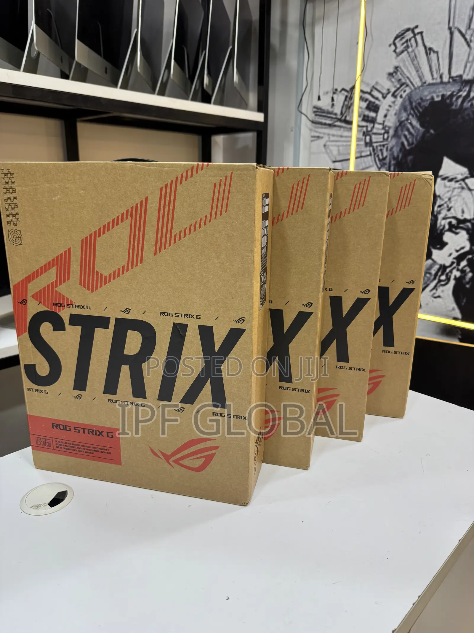 New Laptop Asus ROG Strix G18 16GB AMD Ryzen 9 SSD 2T