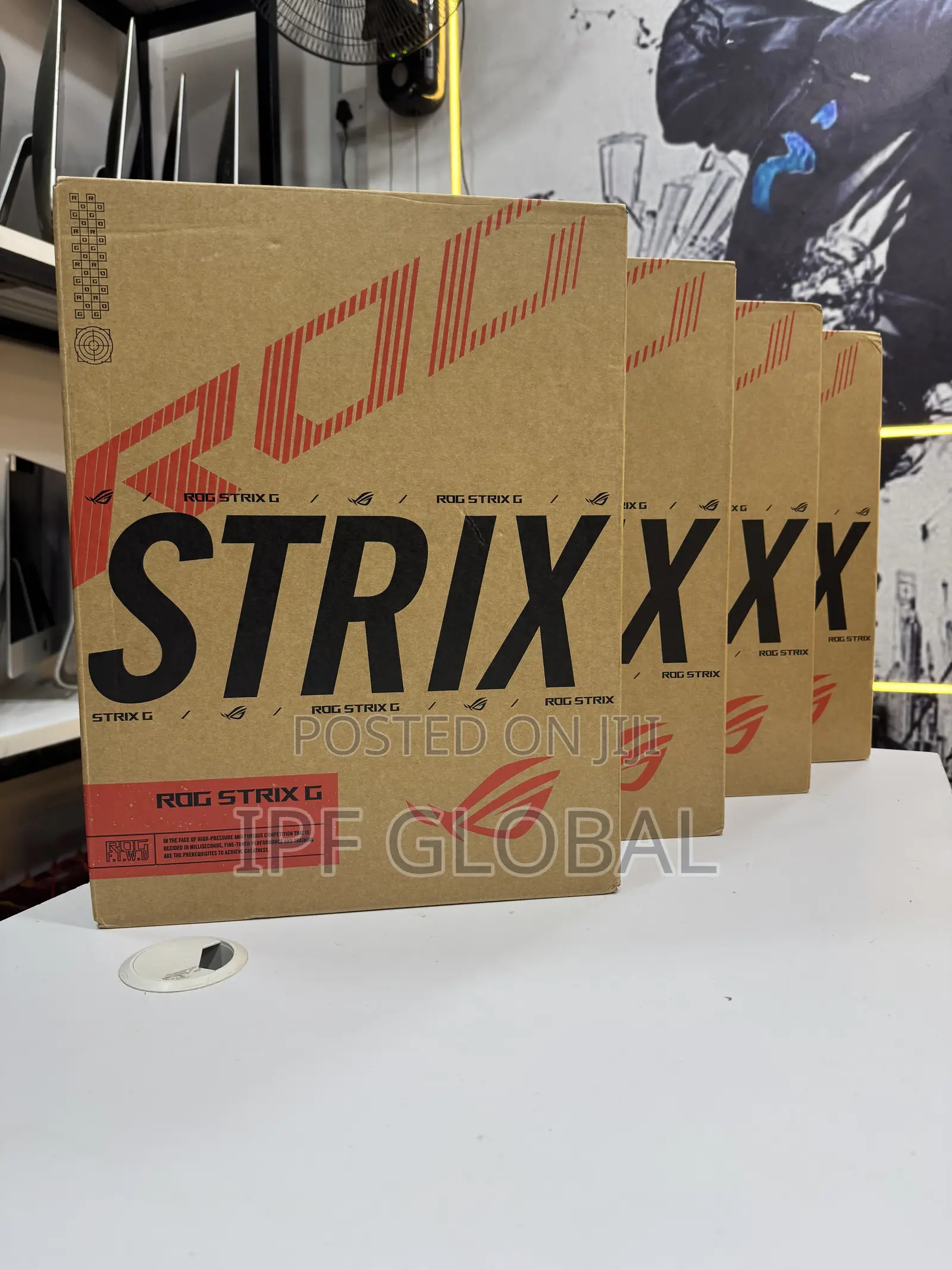 New Laptop Asus ROG Strix G18 16GB AMD Ryzen 9 SSD 2T