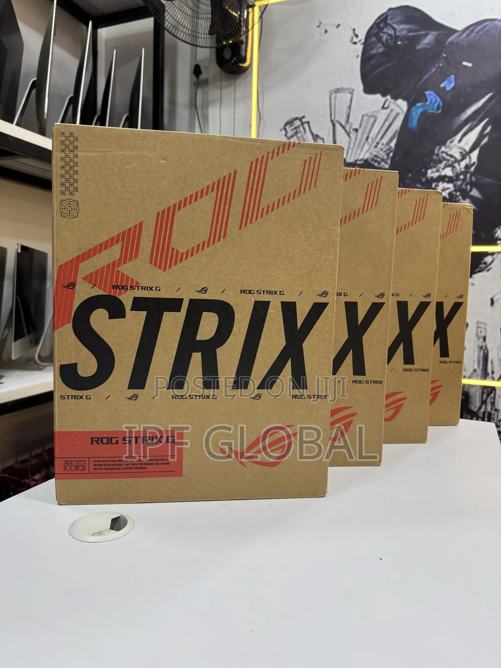 New Laptop Asus ROG Strix G18 16GB AMD Ryzen 9 SSD 2T