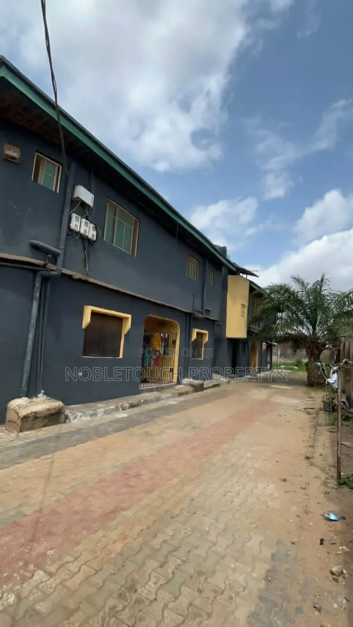 3bdrm Block of Flats in Off Agric Road, Egan for sale