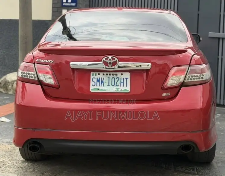 Toyota Camry 2010 Red