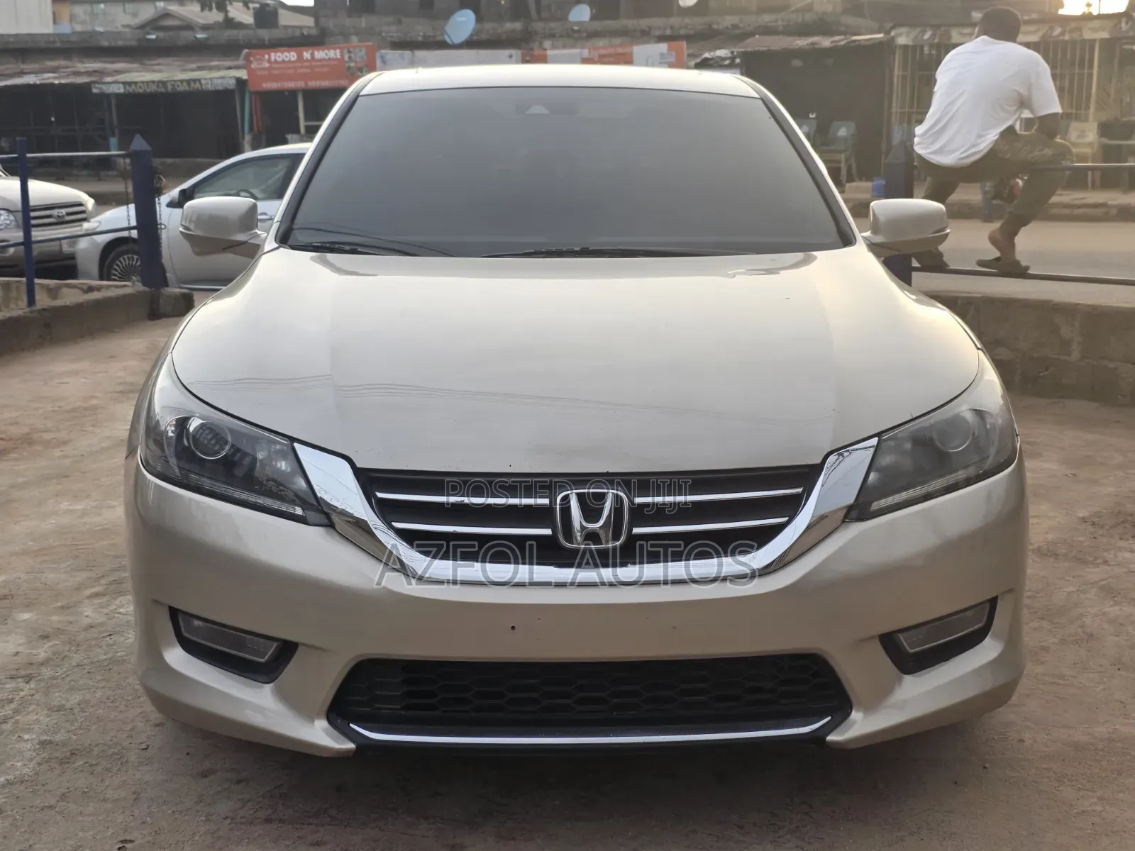 Honda Accord EX-L 4dr Sedan FWD (2.4L 4cyl 2A) 2013 Gold