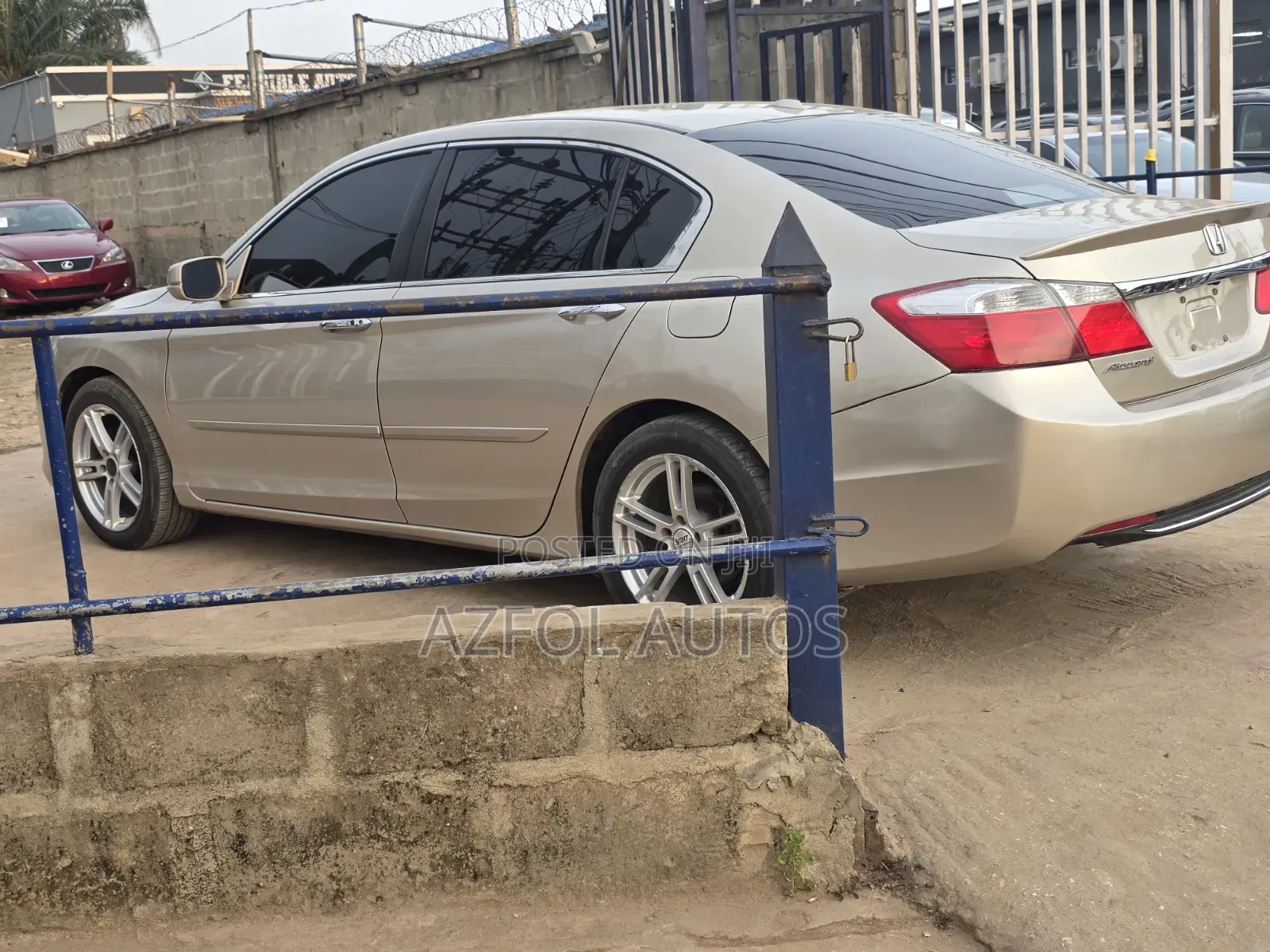 Honda Accord EX-L 4dr Sedan FWD (2.4L 4cyl 2A) 2013 Gold