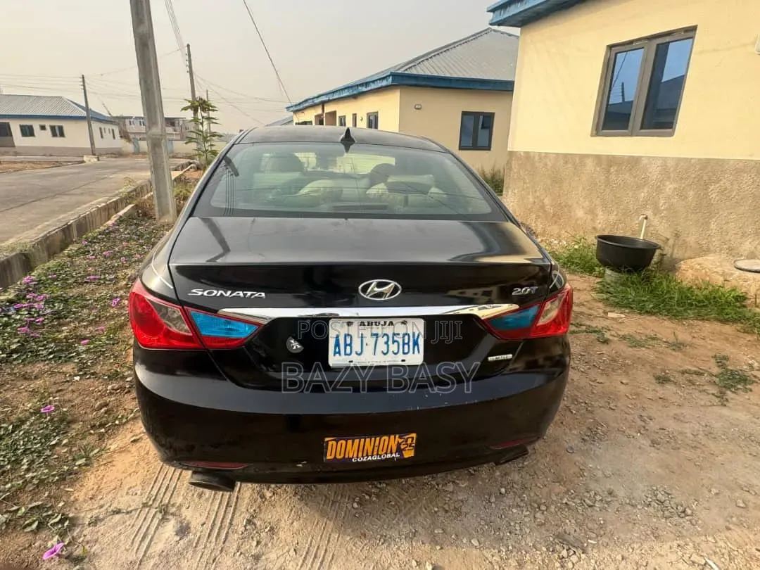Hyundai Sonata 2012 Black