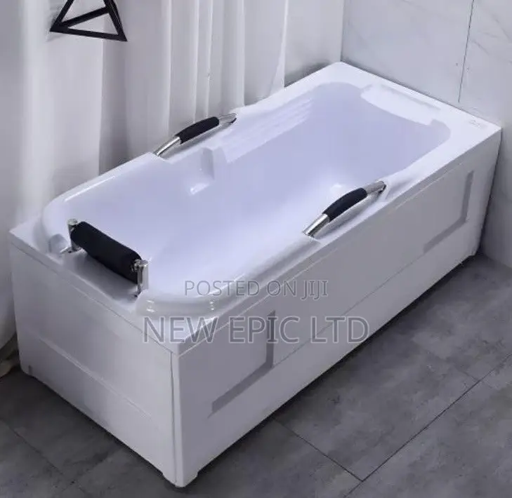 Twyford England Executive Bathtub