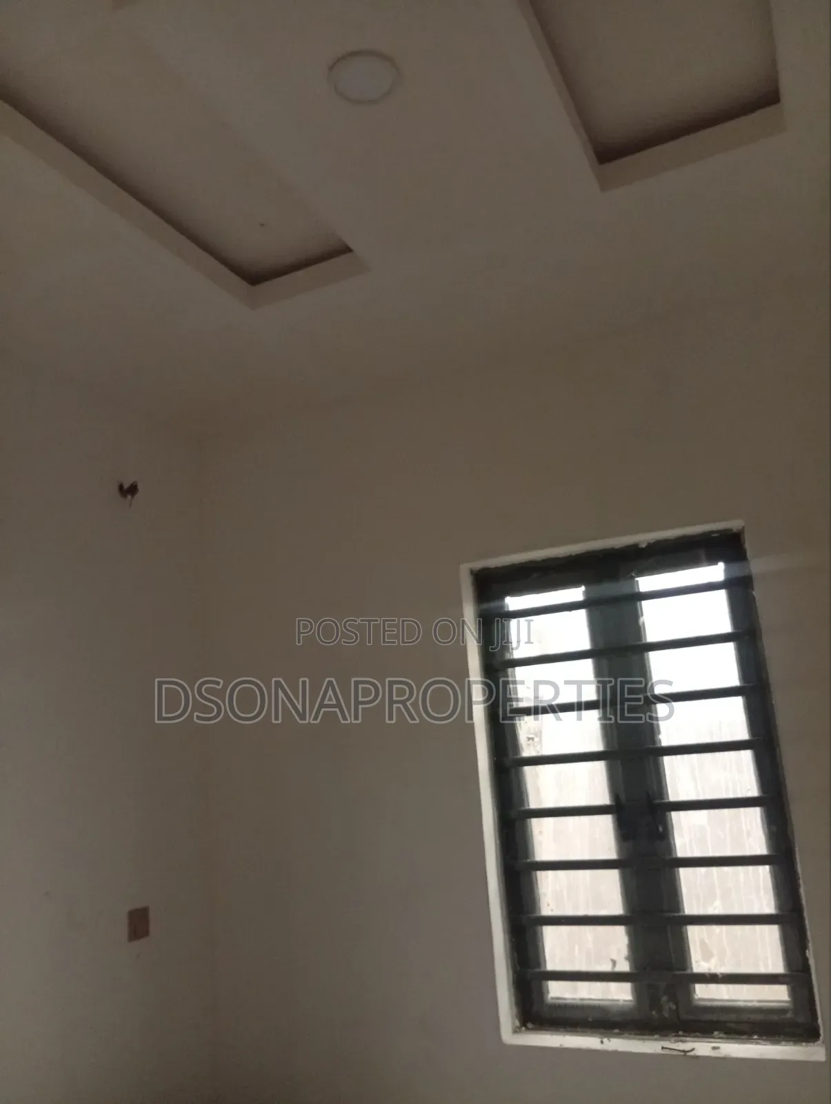 2bdrm Apartment in Off Olaniyi, New Oko Oba for sale