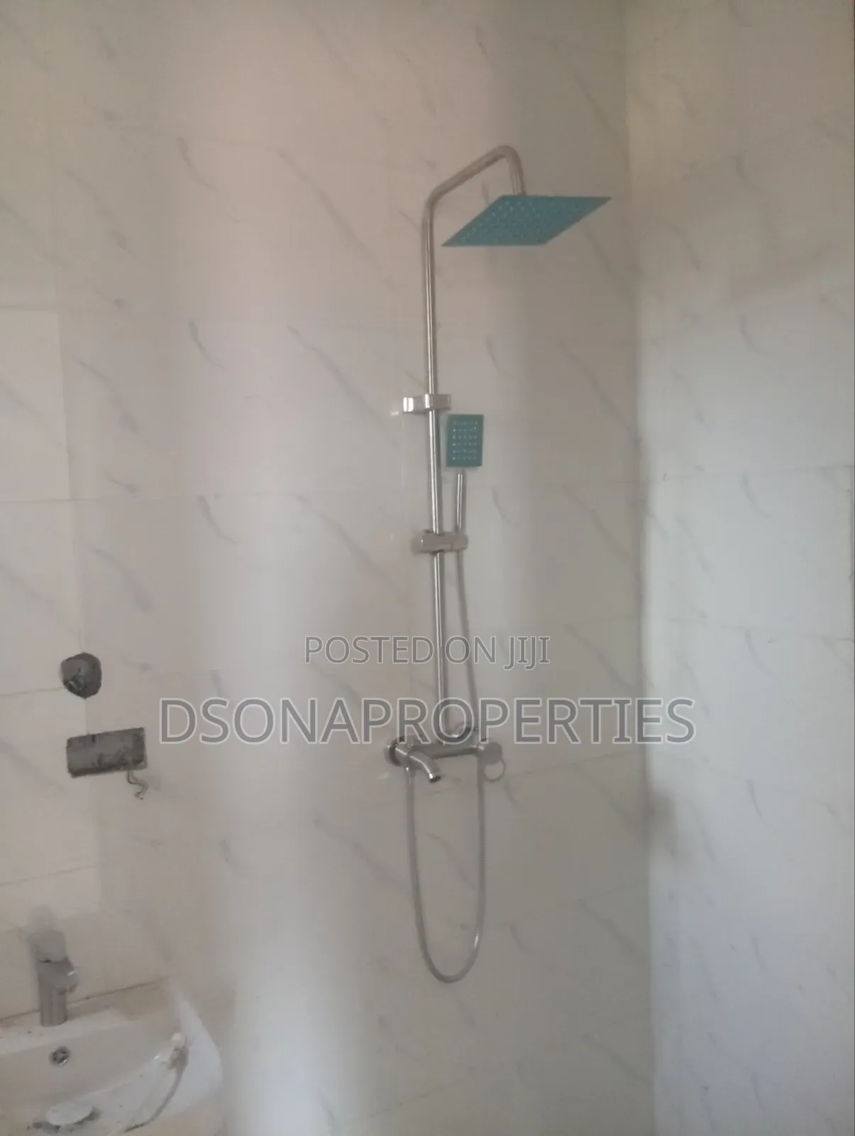 2bdrm Apartment in Off Olaniyi, New Oko Oba for sale
