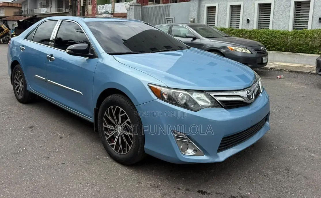 Toyota Camry 2013 Blue
