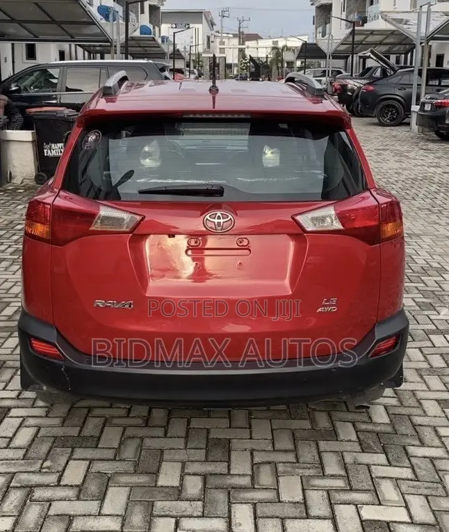 Toyota RAV4 LE AWD (2.5L 4cyl 6A) 2013 Burgundy
