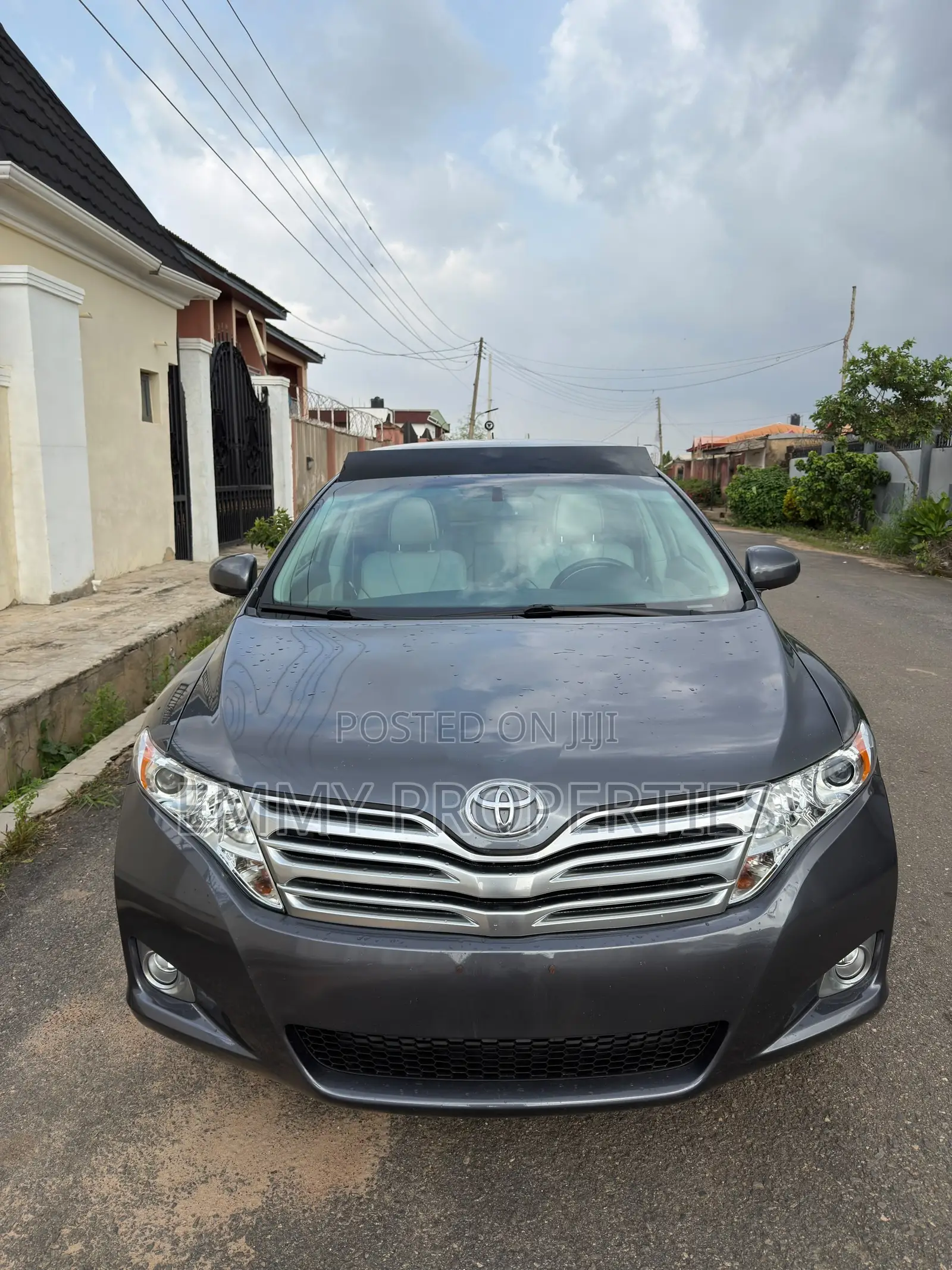 Toyota Venza AWD 2011 Gray