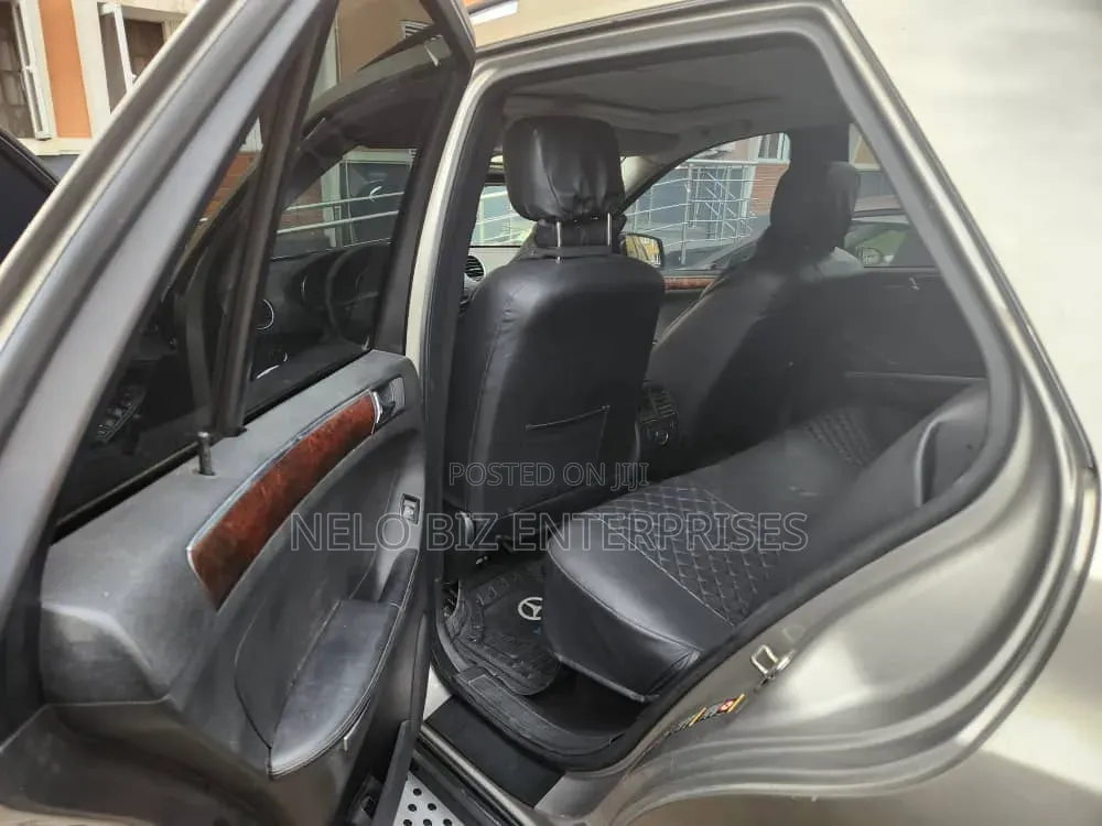 Mercedes-Benz M Class 2007 Gold
